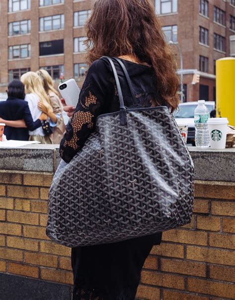 goyard st louis tote price 2017